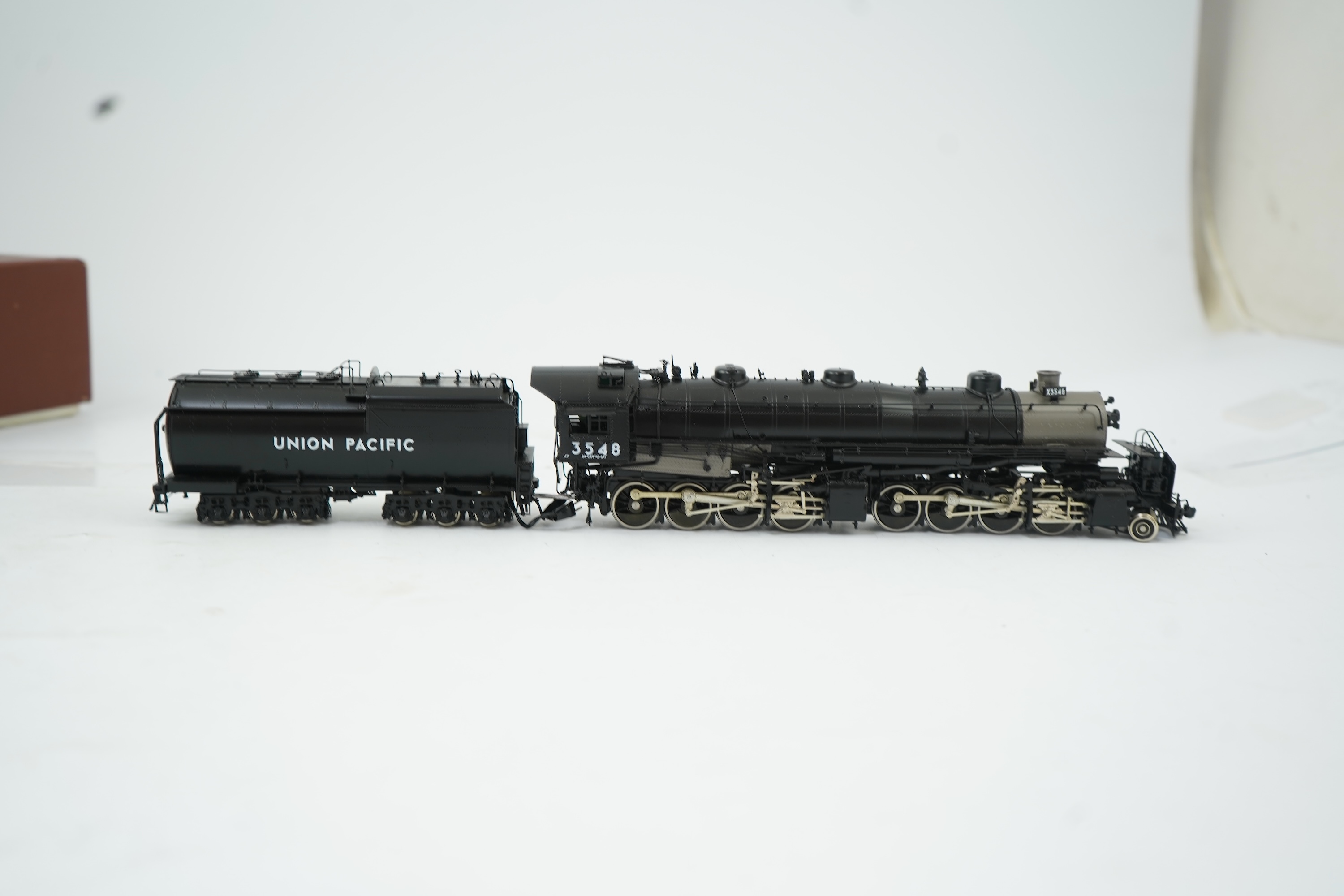 Two boxed HO gauge Union Pacific locomotives; a W&R Enterprises model, 3548, 4-8-8-0 tender locomotive, together with a Mantua Collectibles, 3219, 4-6-2 tender locomotive, both powered for two rail operation.
